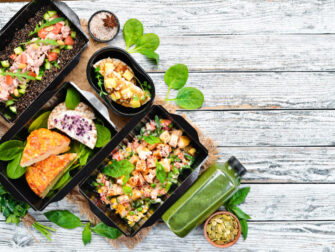 Catering dietetyczny jako element prestiżu – czy dieta pudełkowa może być symbolem statusu?