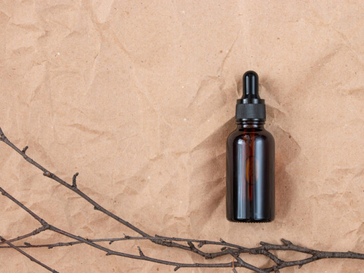 Buteleczka na olejek - jak wybrać opakowanie, które przedłuży trwałość produktu?